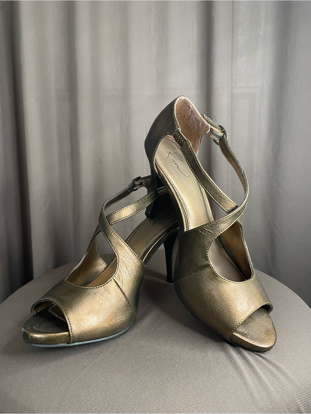 Kim Rogers Metallic Bronze Asymmetrical Peep-Toe Heels | Size 8